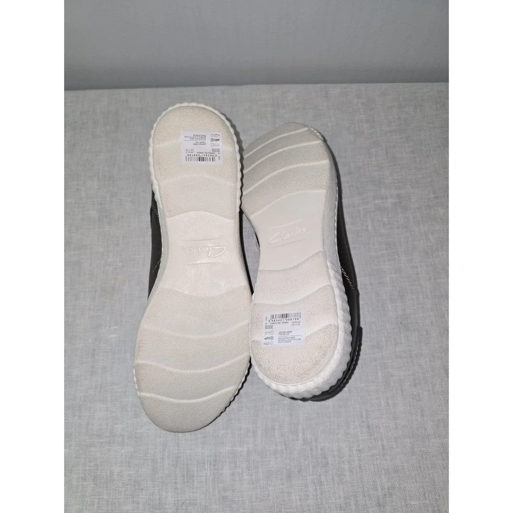 Clarks product pair